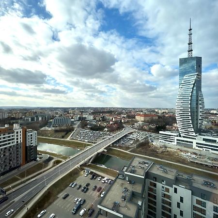 Panorama Capital Tito - 16 Pietro Apartment Rzeszow Luaran gambar